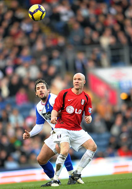 之间的差距 之间的差距